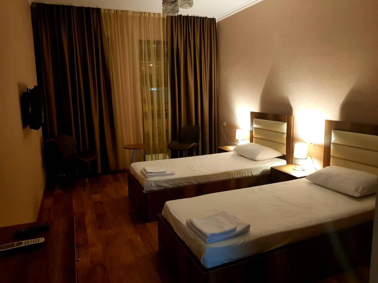 Hotel Absolut Batumi Exterior foto